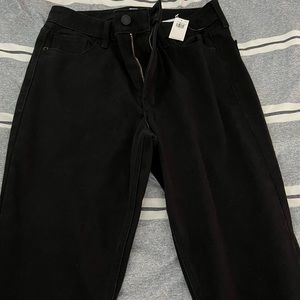 Brand new never worn tags on old navy black high rose skinny jeans